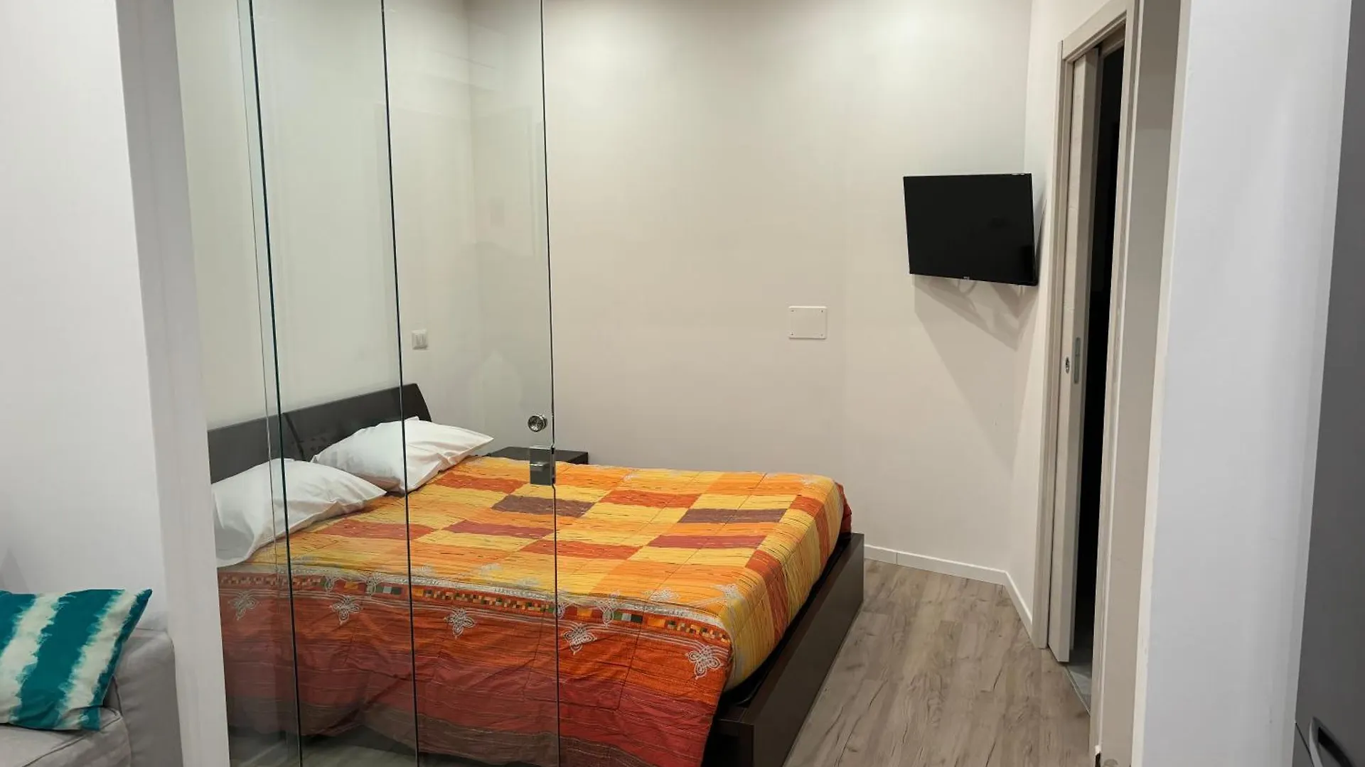Royal Milano Linate Apartments Pantigliate 0*,  Italia